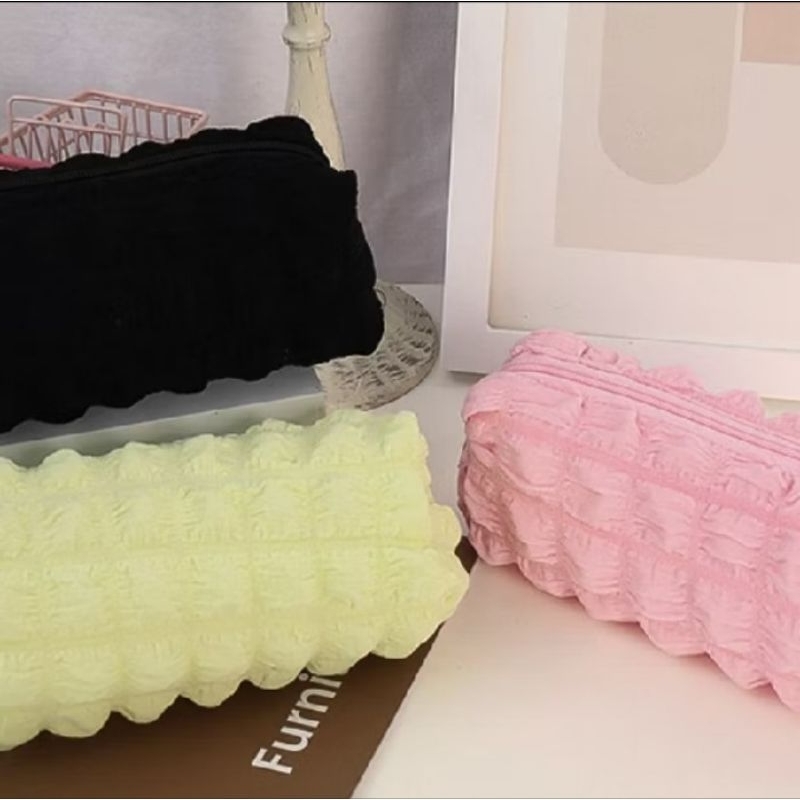 

TEMPAT PENSIL KAIN RESLETING PUFFY / KOTAK PENSIL