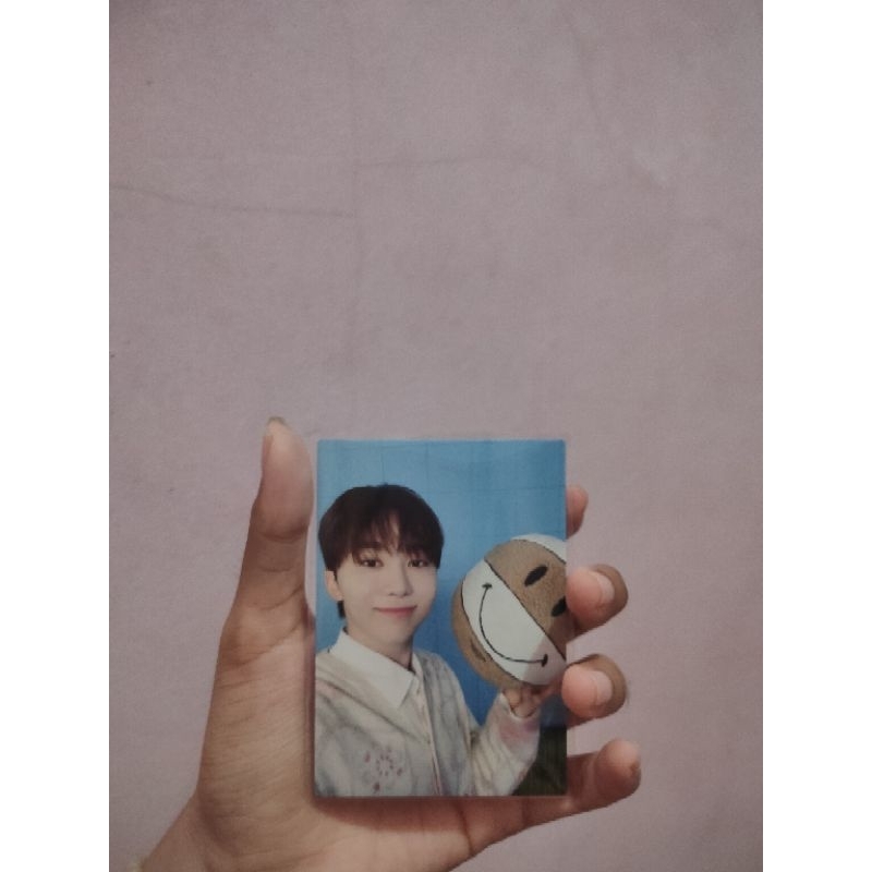 seventeen home 2024 japan pullover seungkwan