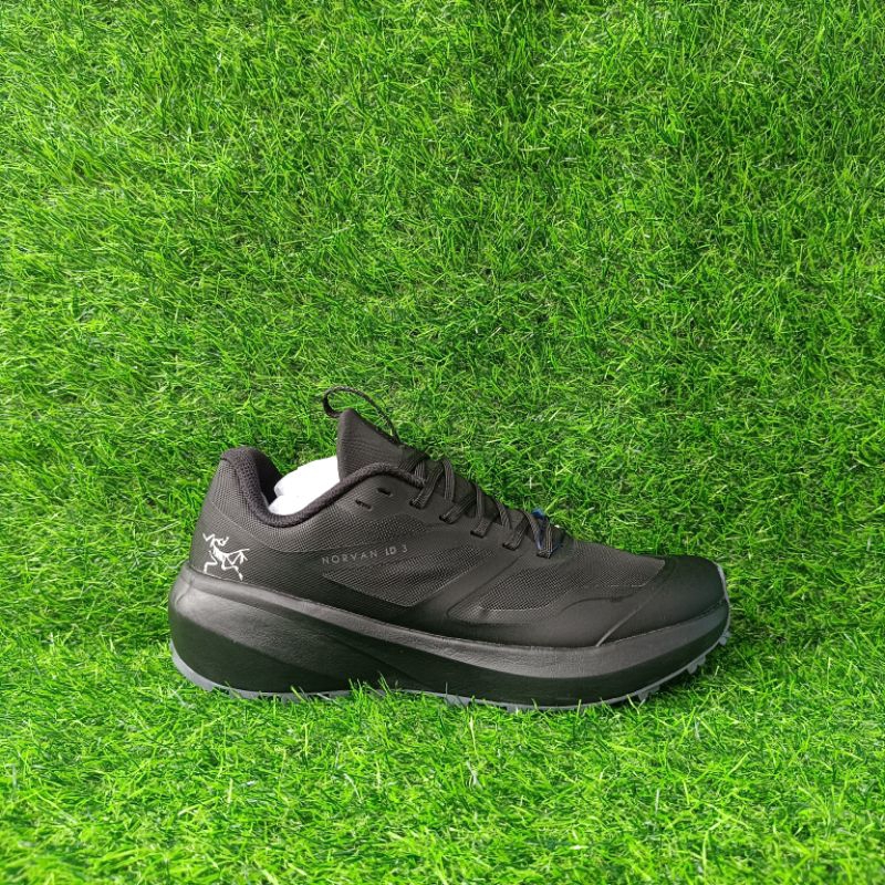 Sepatu Arcteryx Outdoor Trail Running Size 40,5