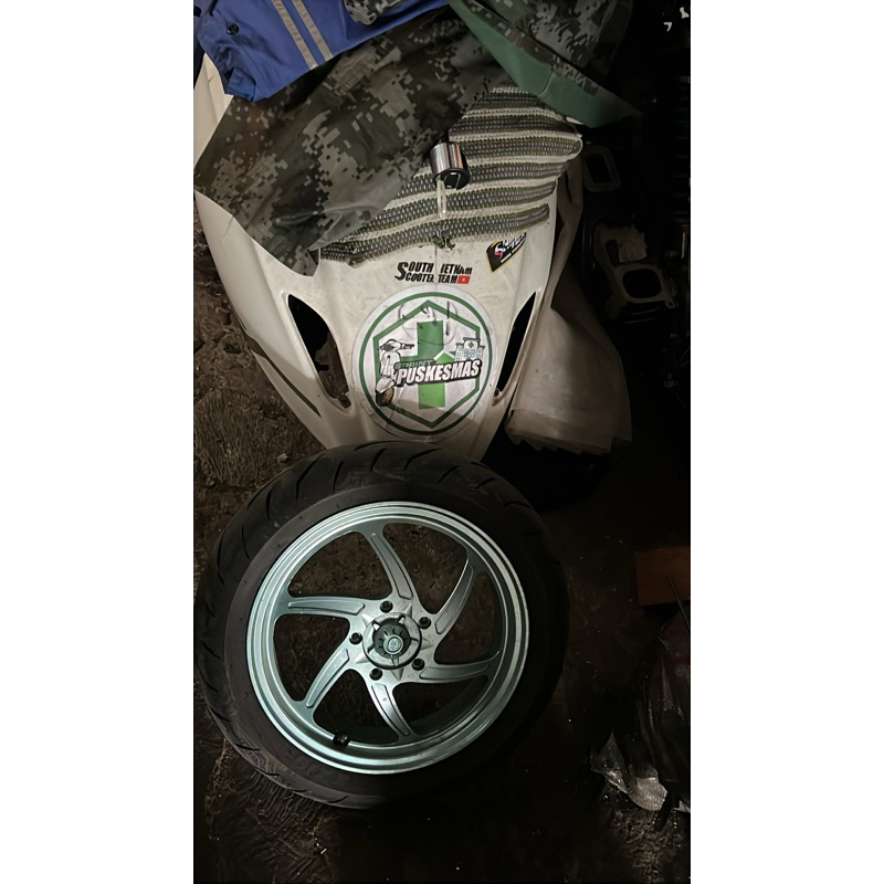 ban maxxis vespa