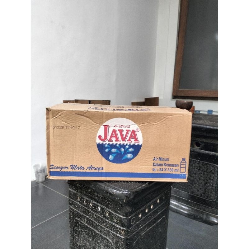 

AIR MINUM DALAM KEMASAN JAVA ISI 24 X 330 ML
