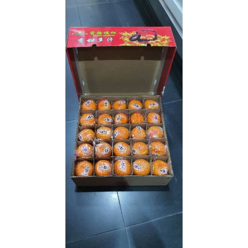 

Honey Ponkam ukuran XL isi 50pcs 1kotak edisi Hampers Imlek