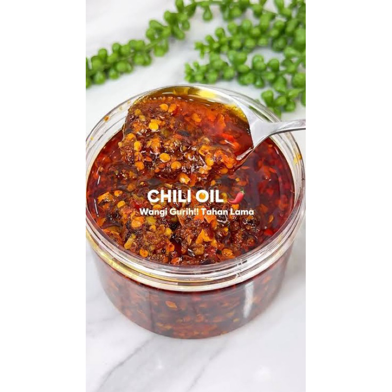 

1KG CHILI OIL SZECHUAN SPICY PEDAS GARANSI 100% ENAK DI JAMIN HALAL