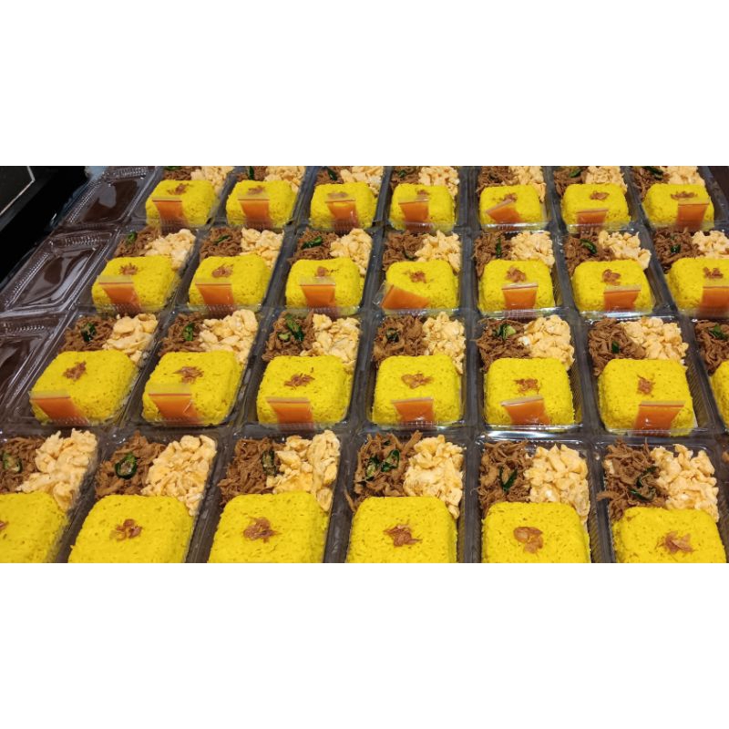 

Nasi Kuning (Khusus GOJEK / GRAB)