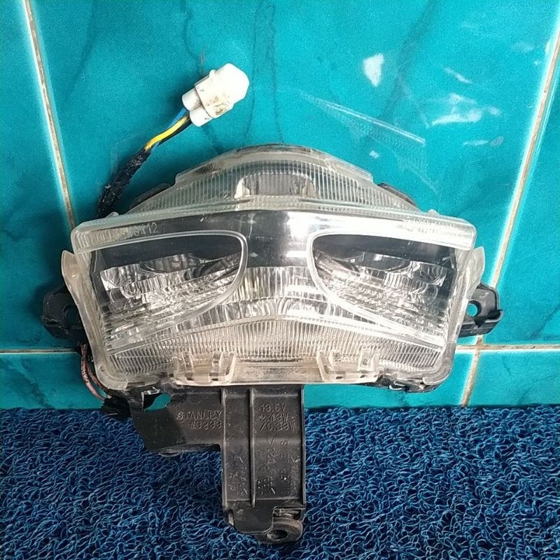 stoplamp yamaha aerox 155 original