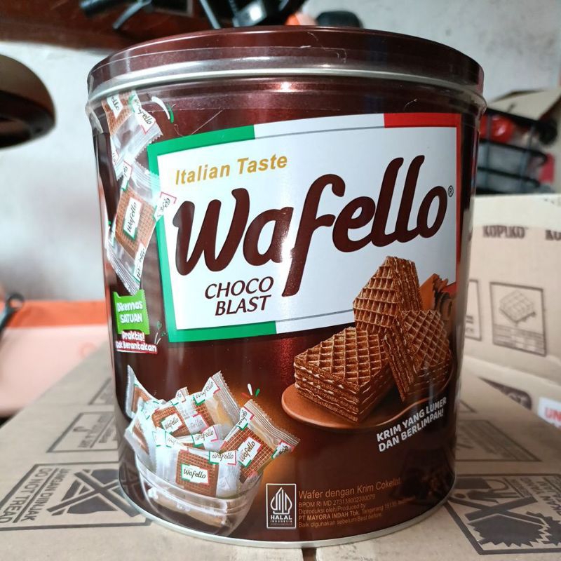 

wafello wafer coklat Italia coklat kaleng 234gr