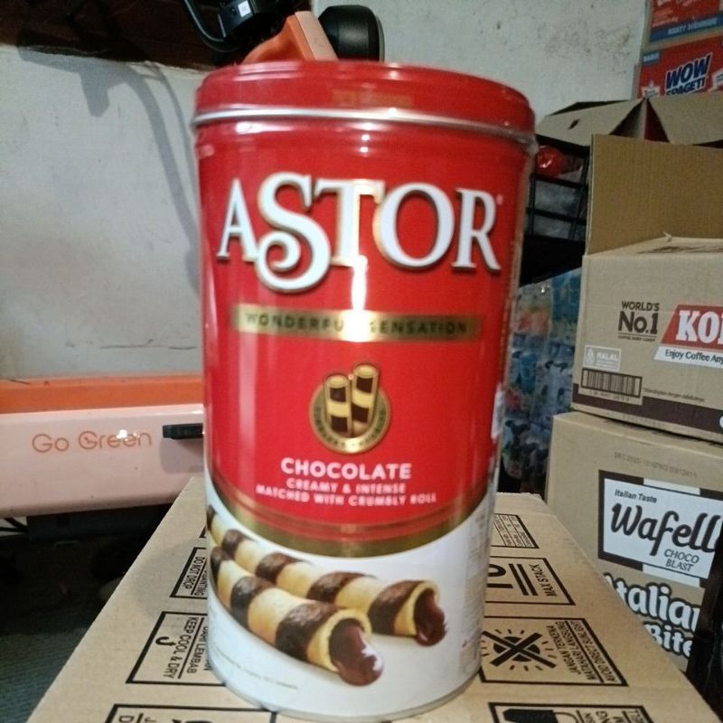 

astor wafer stick, double coklat kaleng 330gr