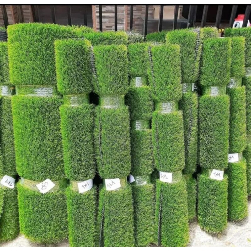 rumput taman jenis sintetis 1x1 meter  / rumput sintetis / rumput artificial