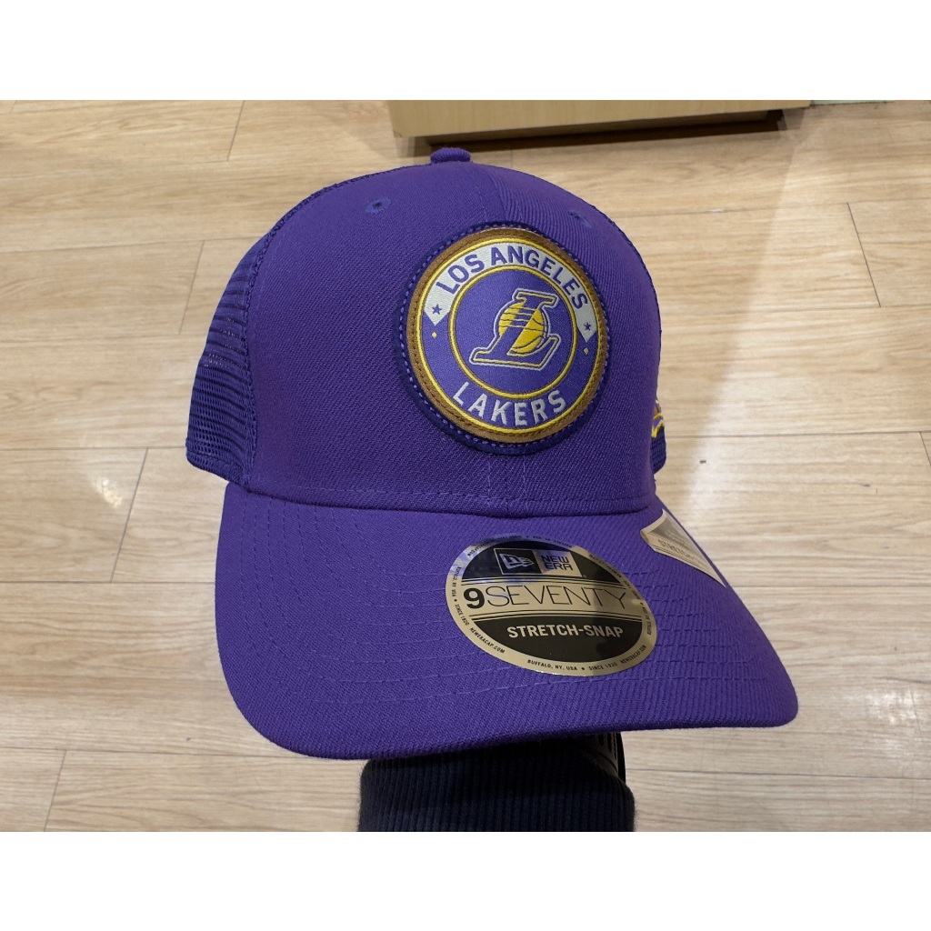 Topi New Era 9Seventy Trucker NBA Los Angeles Lakers Purple Stretch Snapback Cap 100% Original Resmi