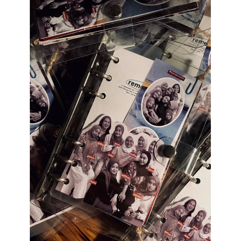 

Meraki 'BINDER' Scrapbook | free custom