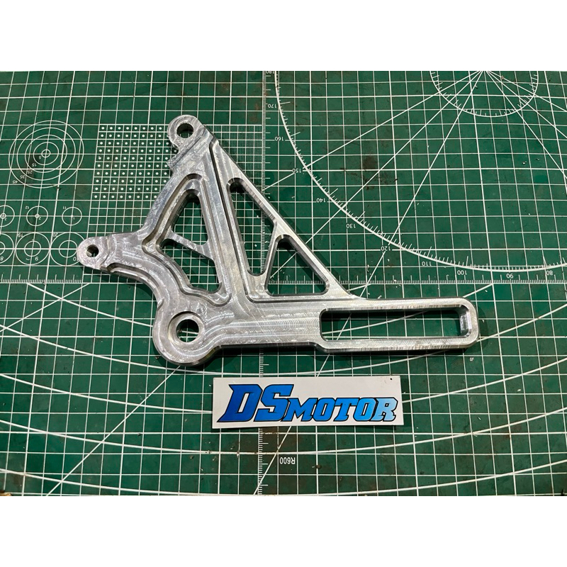breket braket dudukan kaliper RCB S55 S45 belakang Supra125 blade supra 125 tiger revo tiger disc pi