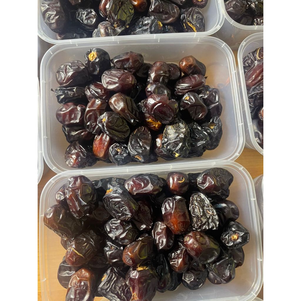 

KURMA AJWA AL MADINAH 1KG ASLI ARAB, DATES MANIS, KEMASAN REPACK