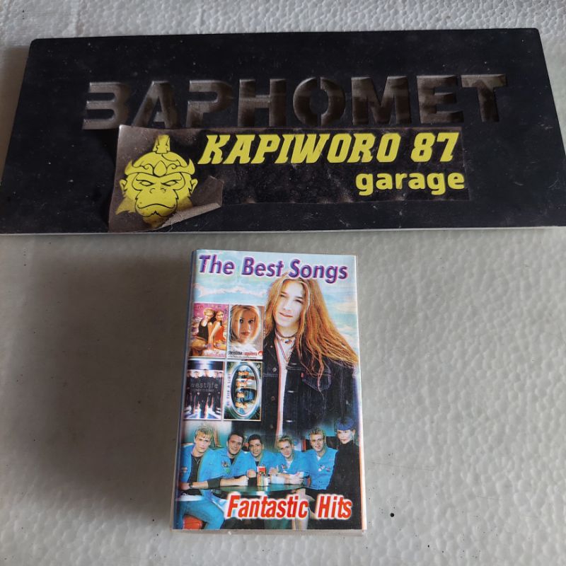 Kaset Pita Kompilasi lagu-lagu Populer Barat