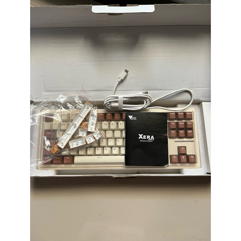 Keyboard vortex series xera 87 - outemu jade white