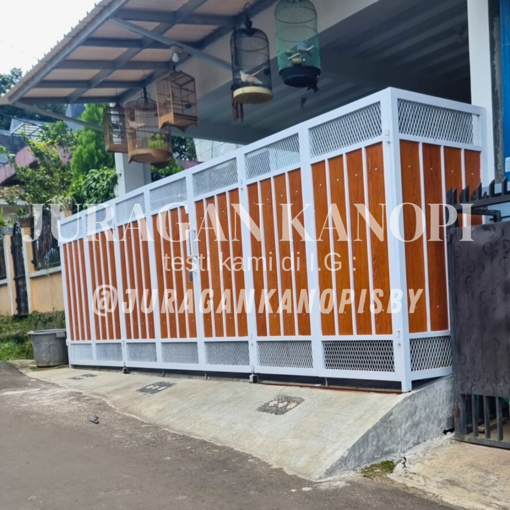 Pagar minimalis / pagar rumah Grc motif kayu murah surabaya