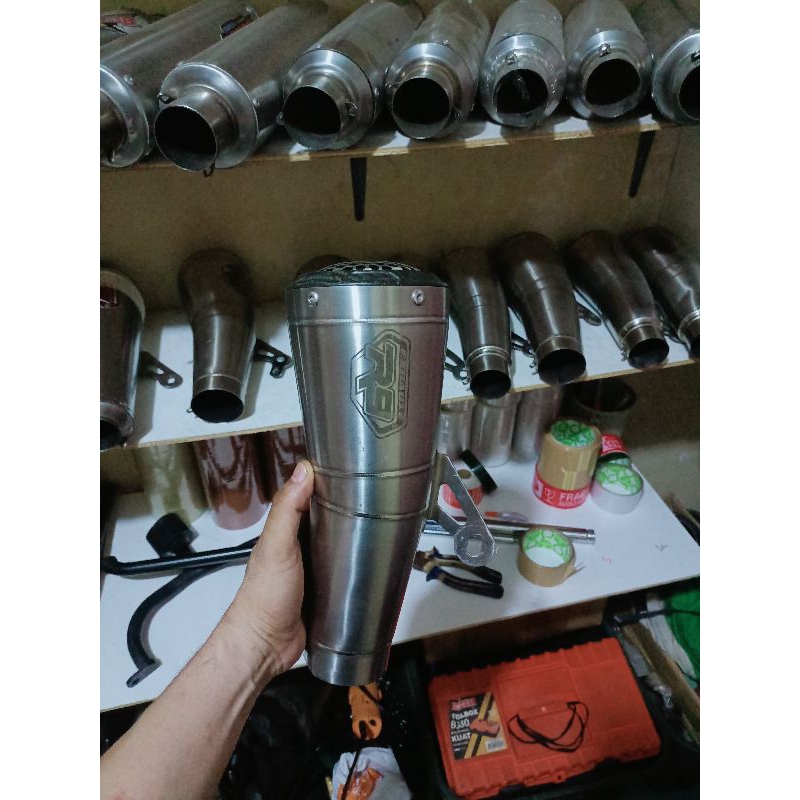 R9 GP series Fullsistem CB150R new headernya costum