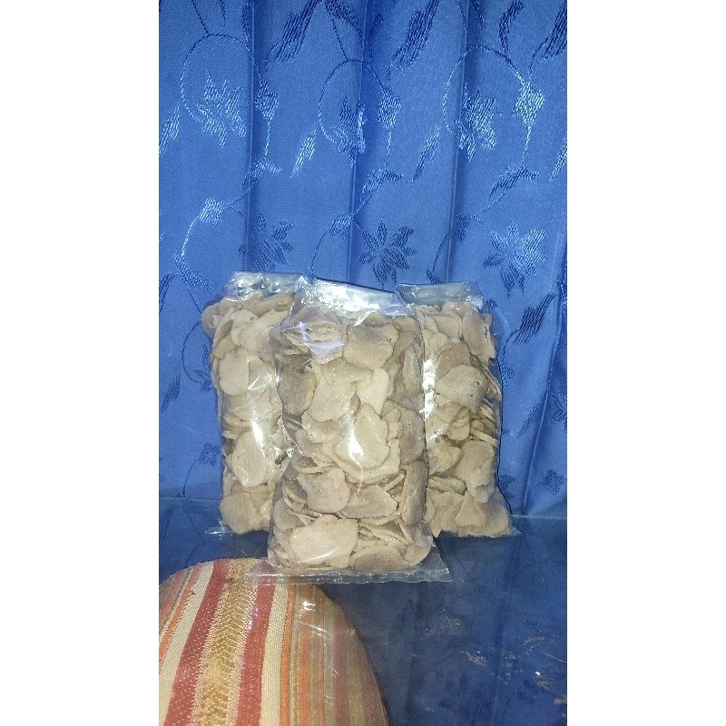 

Kerupuk ikan asli tenggiri. mentah