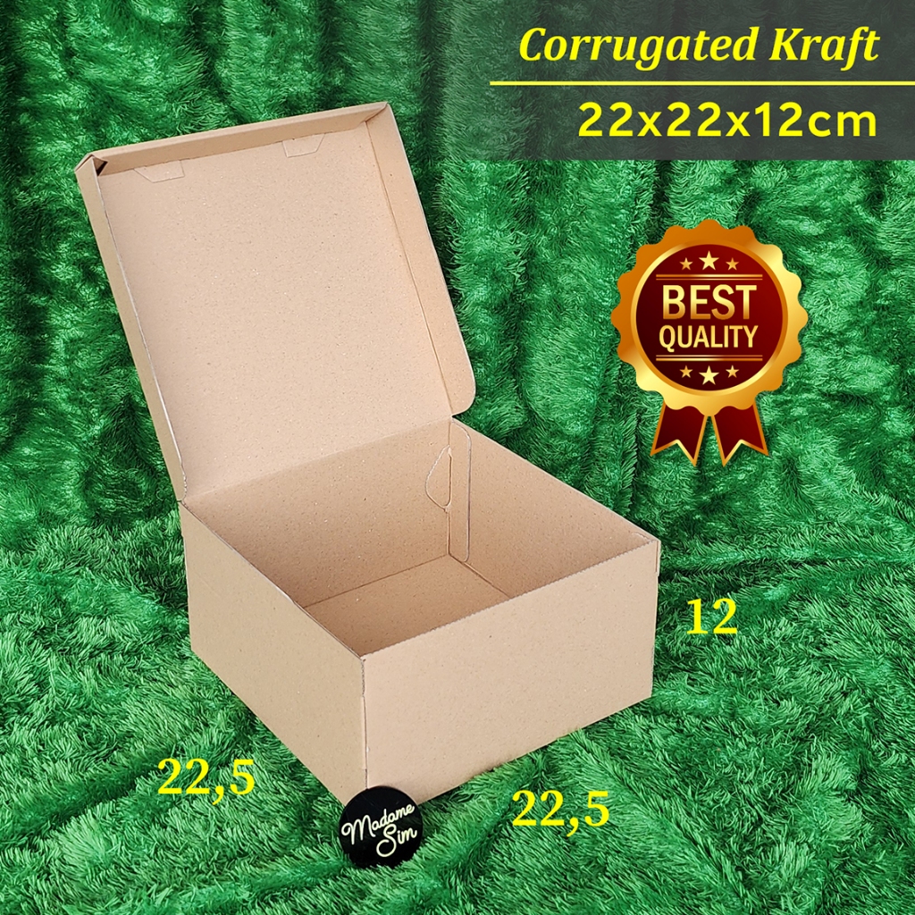 

KOTAK KUE - CAKE BOX 22x22x12 (ISI 10 PCS)