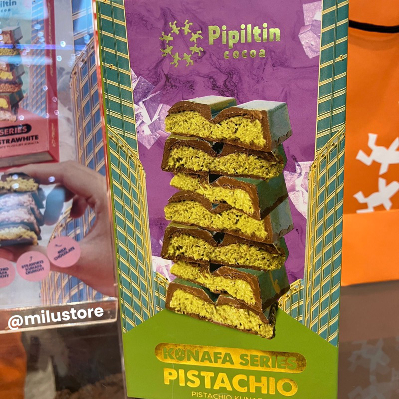 

Ready Stock Dubai Chocolate Pipiltin Cocoa Kunafa Pistachio & Strawberry Yoghurt