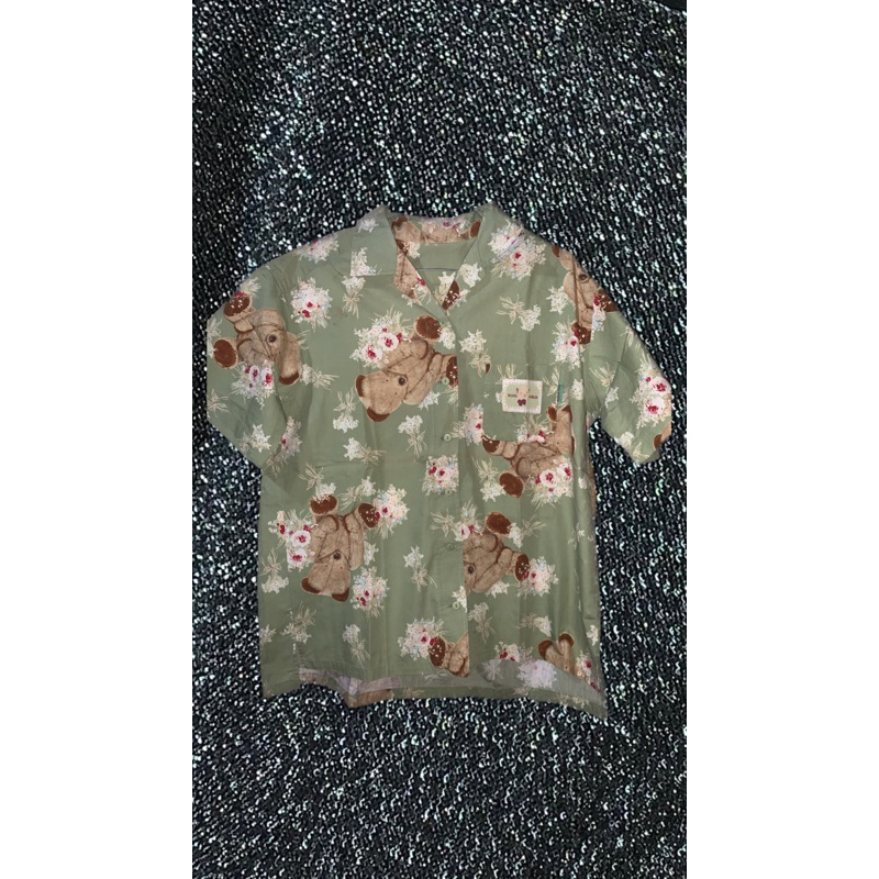 Kemeja teddy bear hijau wanita