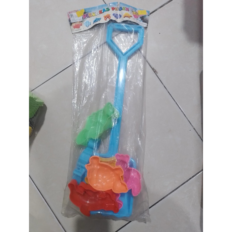 Mainan Pekakas main pasir