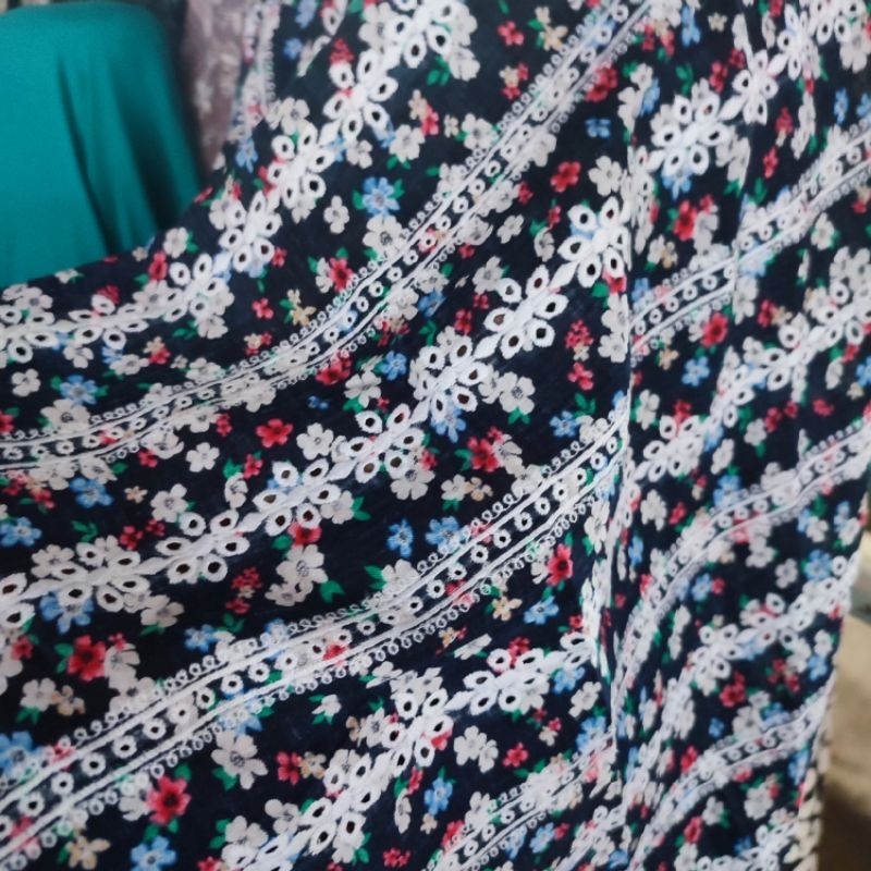 kain katun bordir motif embos - kain cotton Embroidery motif  - kain katun bordir - bahan katun prem