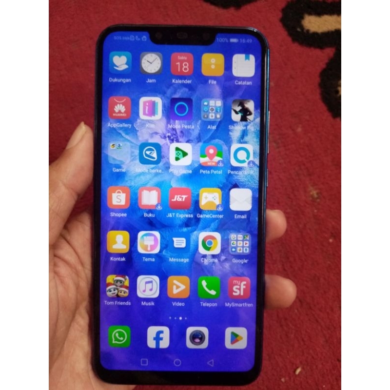 Huawei nova 3i. 4/128 minus