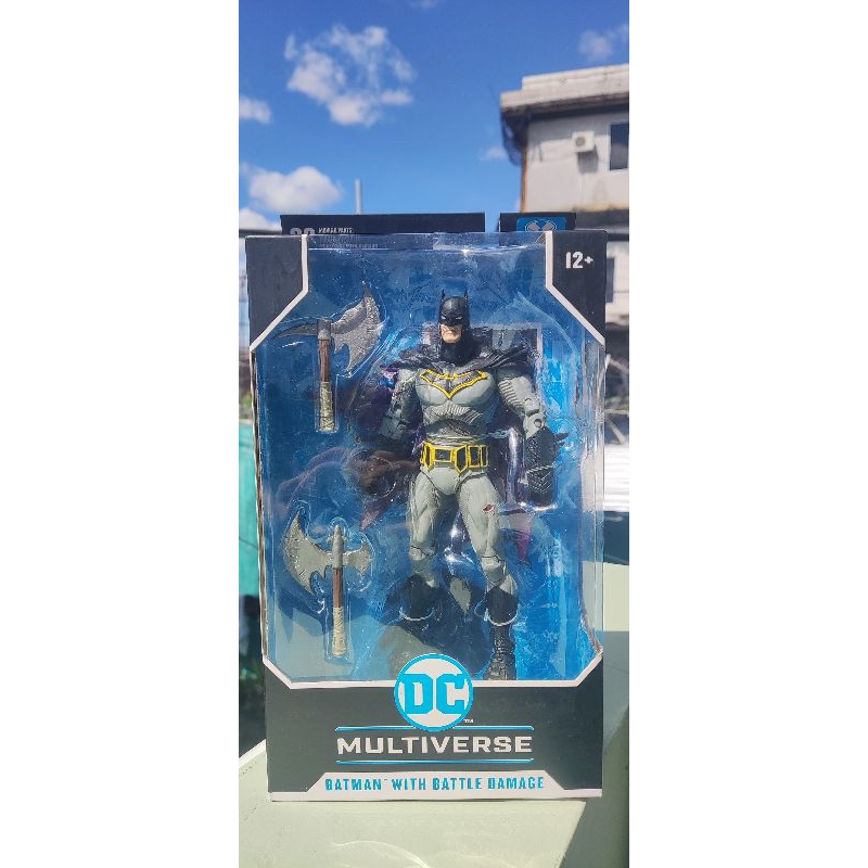 McFarlane DC Multiverse Batman with Battle Damage