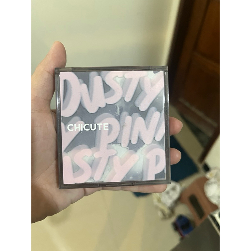 eyeshadow chicute kkv