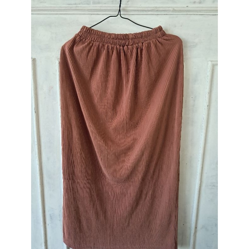 Rok Merah Bata