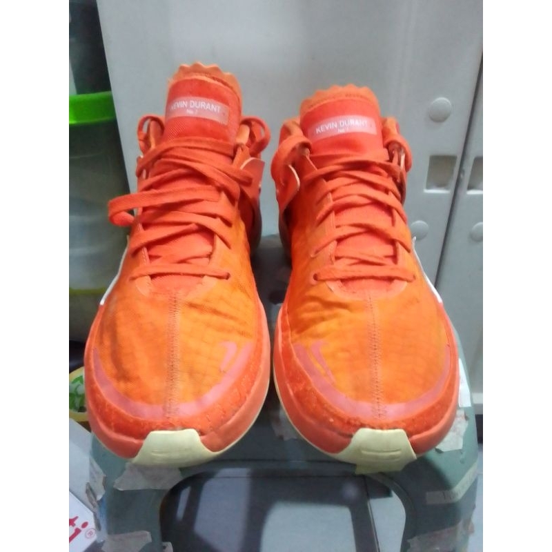 Sepatu Basket Kevin Durant Size 45,5