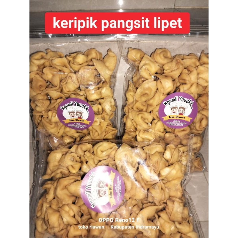 

keripik pangsit lipat