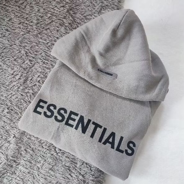 Hoodie second essentials
