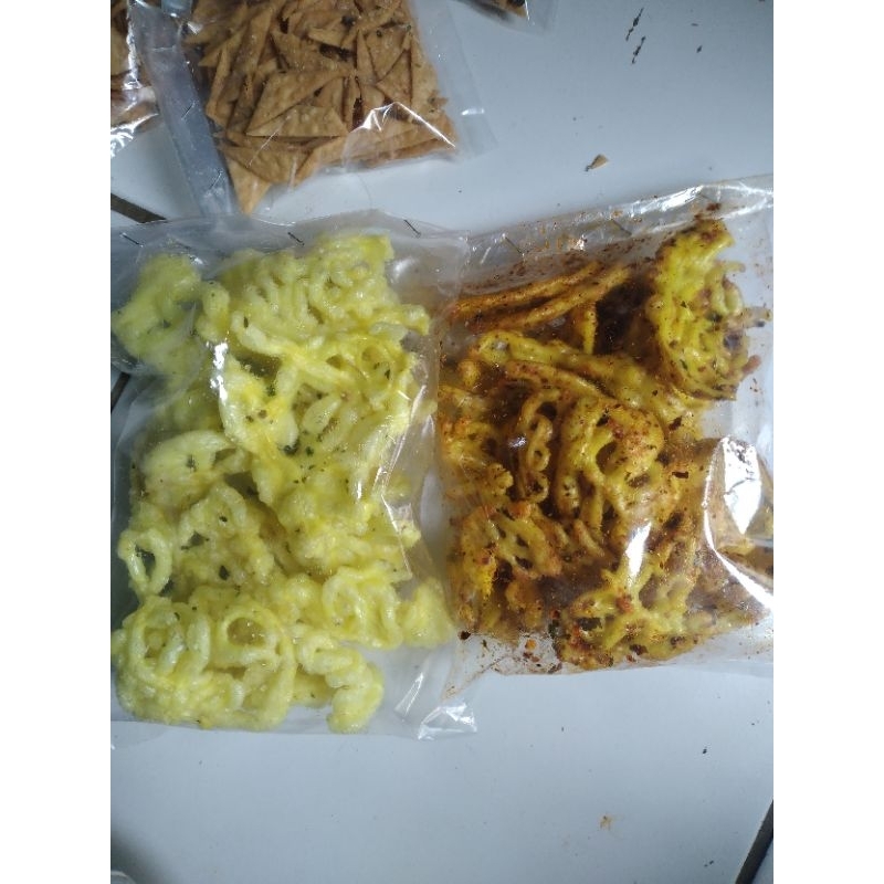 

krupuk sebring pedas original daun jeruk// makanan sehari hari