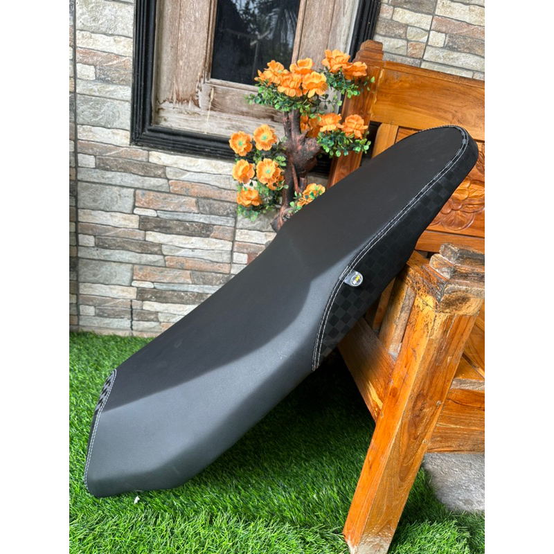 Jok Nmax slim kulit Mbtech mix motif catur - Jok Yamaha Nmax Old / Nmax New / Nmax Neo / Turbo slim 