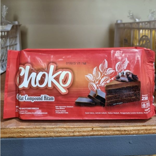 

Nycyta Home Choko Dark Compound - Coklat Batang - 250 Gram