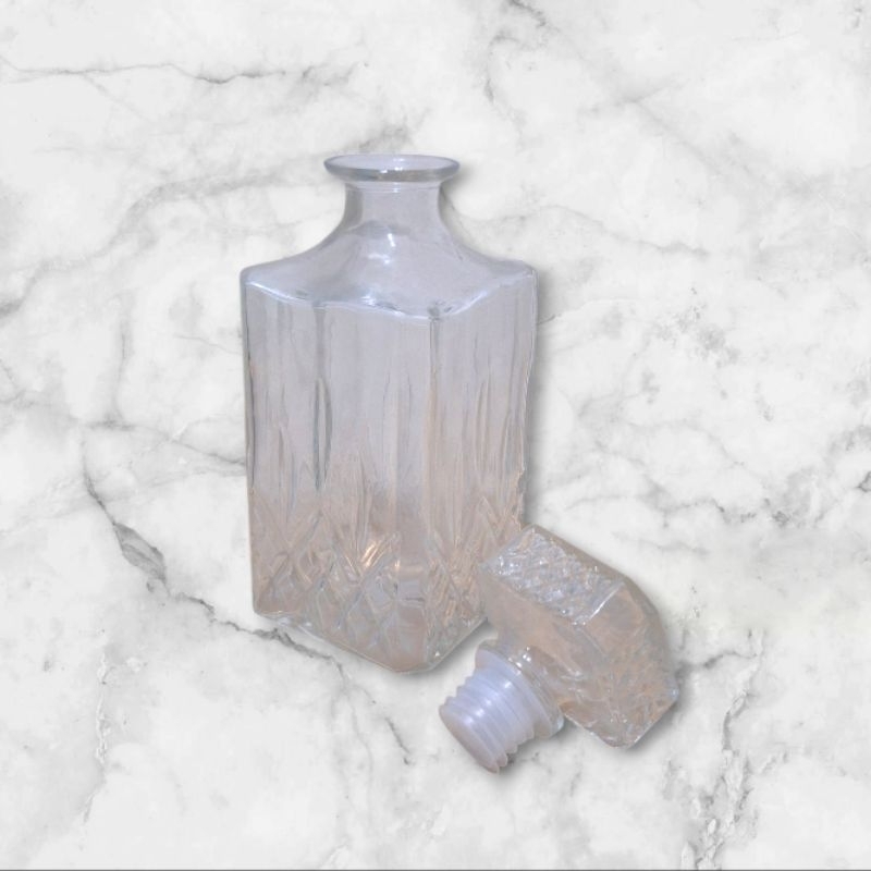 Botol Kaca Besar Kotak Kristal 1200 mL / Botol Parfum / Botol Minuman