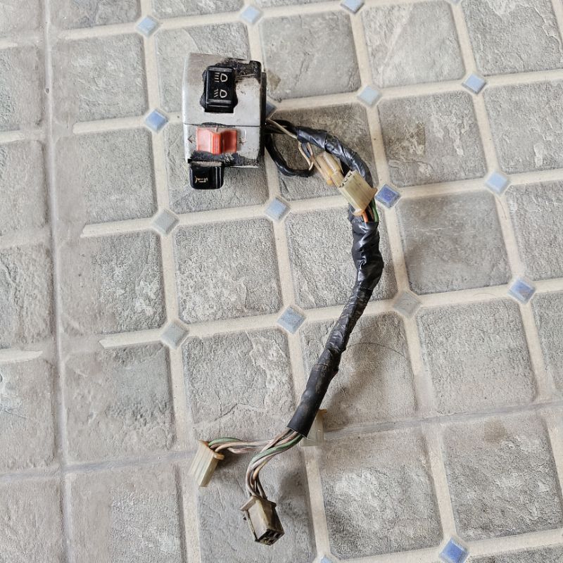 HOLDER SAKLAR KIRI ASTREA GRAND ORIGINAL COPOTAN MOTOR