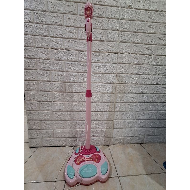 PRELOVED MIC STAND KIDDY STAR