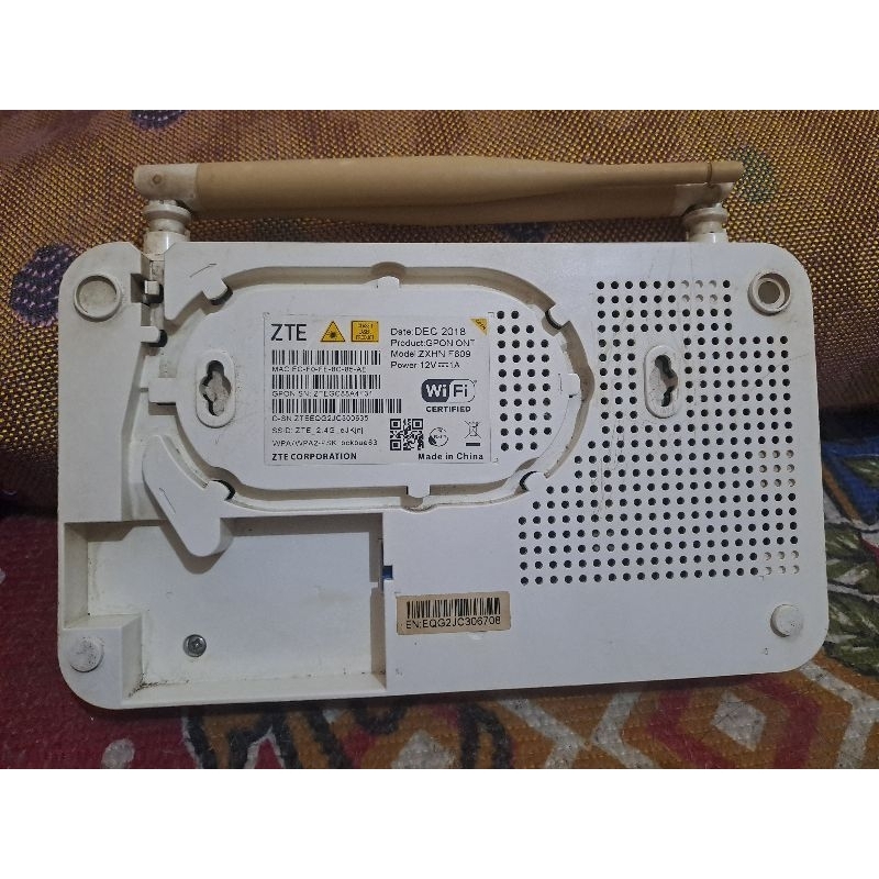 OnT ZTE F609 bekas