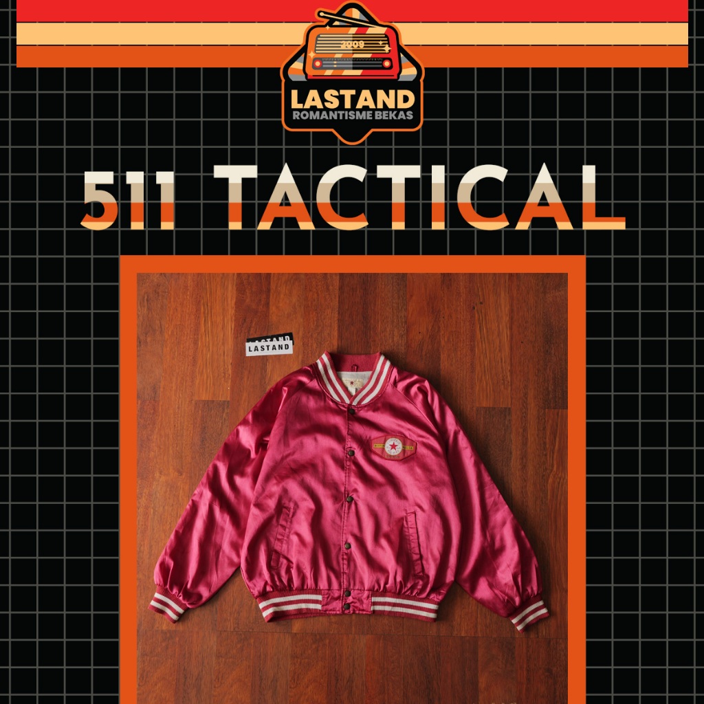 Jaket Varsity Converse