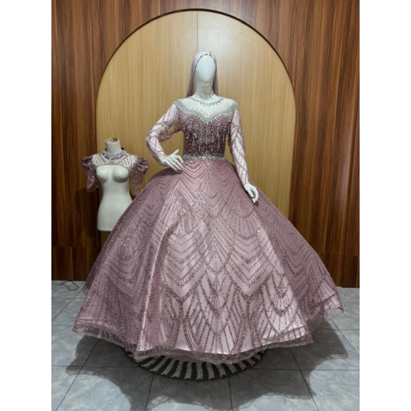 Gaun pengantin rose gold premium