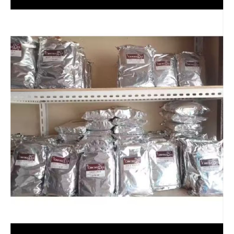 

1KG BUBUK MINUMAN CHOCOLICIUS RASA NYOKLAT BEST SELLER- BUBUK MINUMAN PREMIUM-SERBUK MINUMAN ANEKA RASA BUBUK MINUMAN KEKINIAN SERBUK MINUMAN BOBA BUBUK MINUMAN ANEKA RASA POWDER MINUMAN