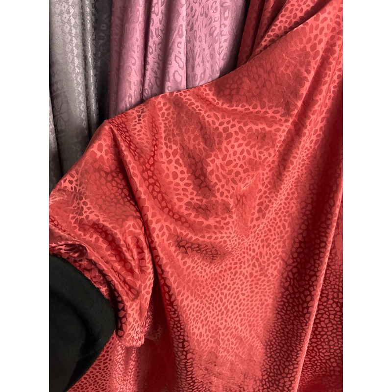 kain Jaguard Silk Premium - kain silk Jaguard motif macan - kain bahan motif macan - kain bahan moti