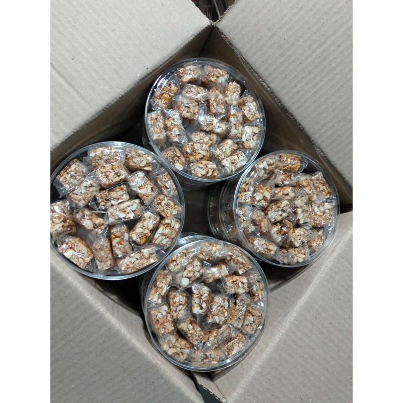 

*Geti kacang toples*✓1 toples