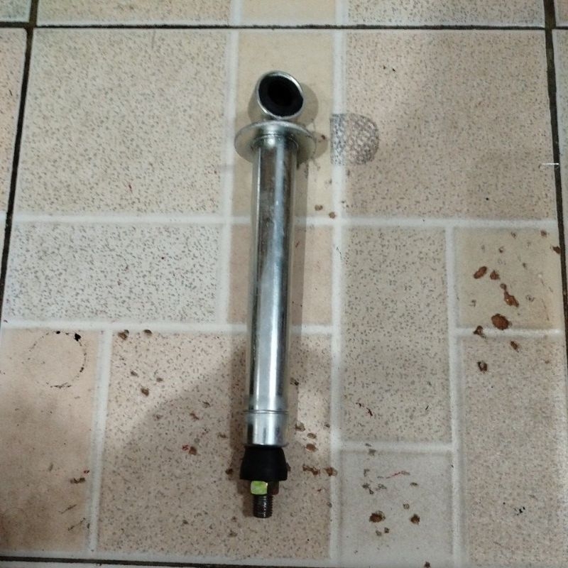 Hidrolis Shockbreaker belakang Beat karbu