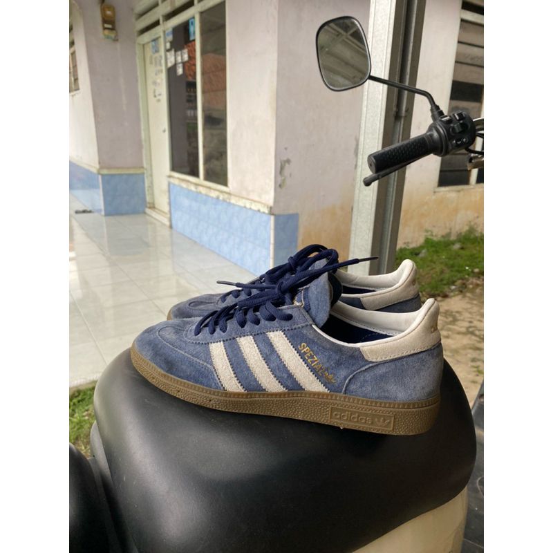 Adidas spezial mi