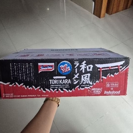 

Popmie cup Tori Kara Torikara ( isi 12 / dus ) Japanese ramen kuah Ayam Pedas 70gr..