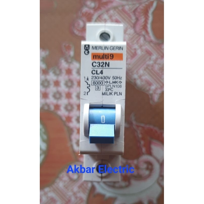 Mini Circuit Breaker (MCB) 4 Ampere