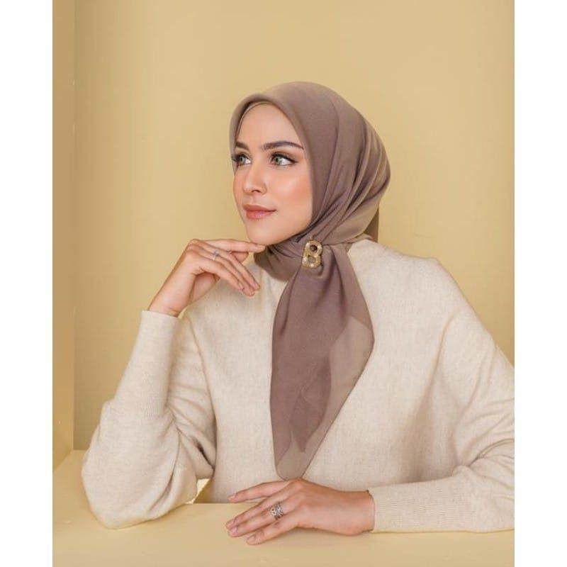 Hijab Buttonscarves Polos kw Berlogo besi Jilbab Buttonscarves Polos Segiempat Voal Polos